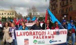Una valanga di licenziamenti. Ecco l’unico miracolo di Meloni
